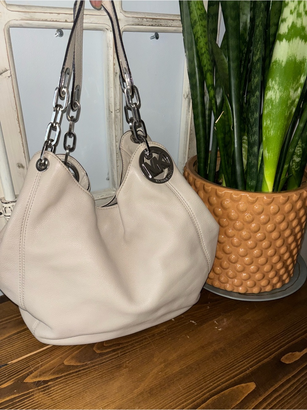 Michael Kors Fulton Large Leather Hobo Bag Cream and matching wallet